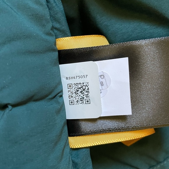 The North Face Woman’s Belleview Stretch Down Jacket - Picture 7 of 10